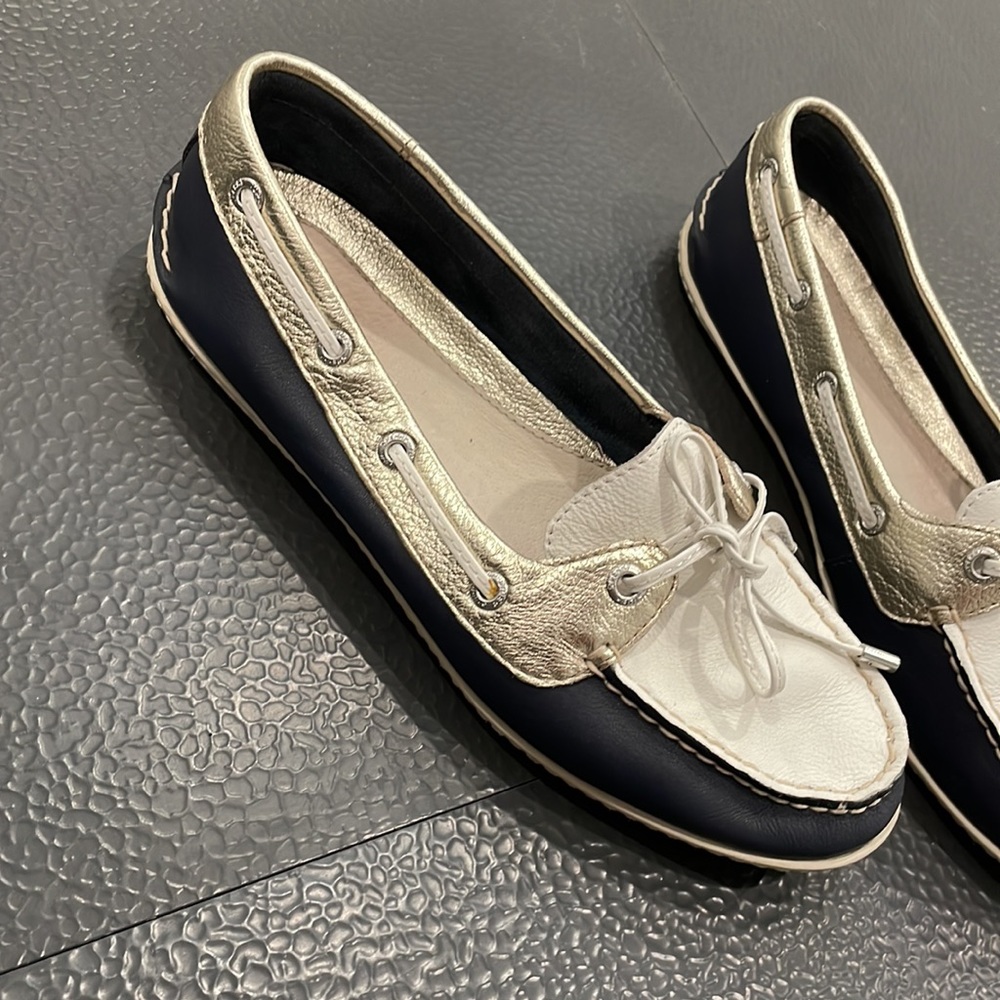 Sperrys - Picture 2 of 5